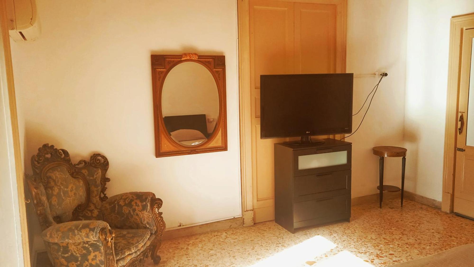 Bed And Books Bed & Breakfast Katanya Dış mekan fotoğraf