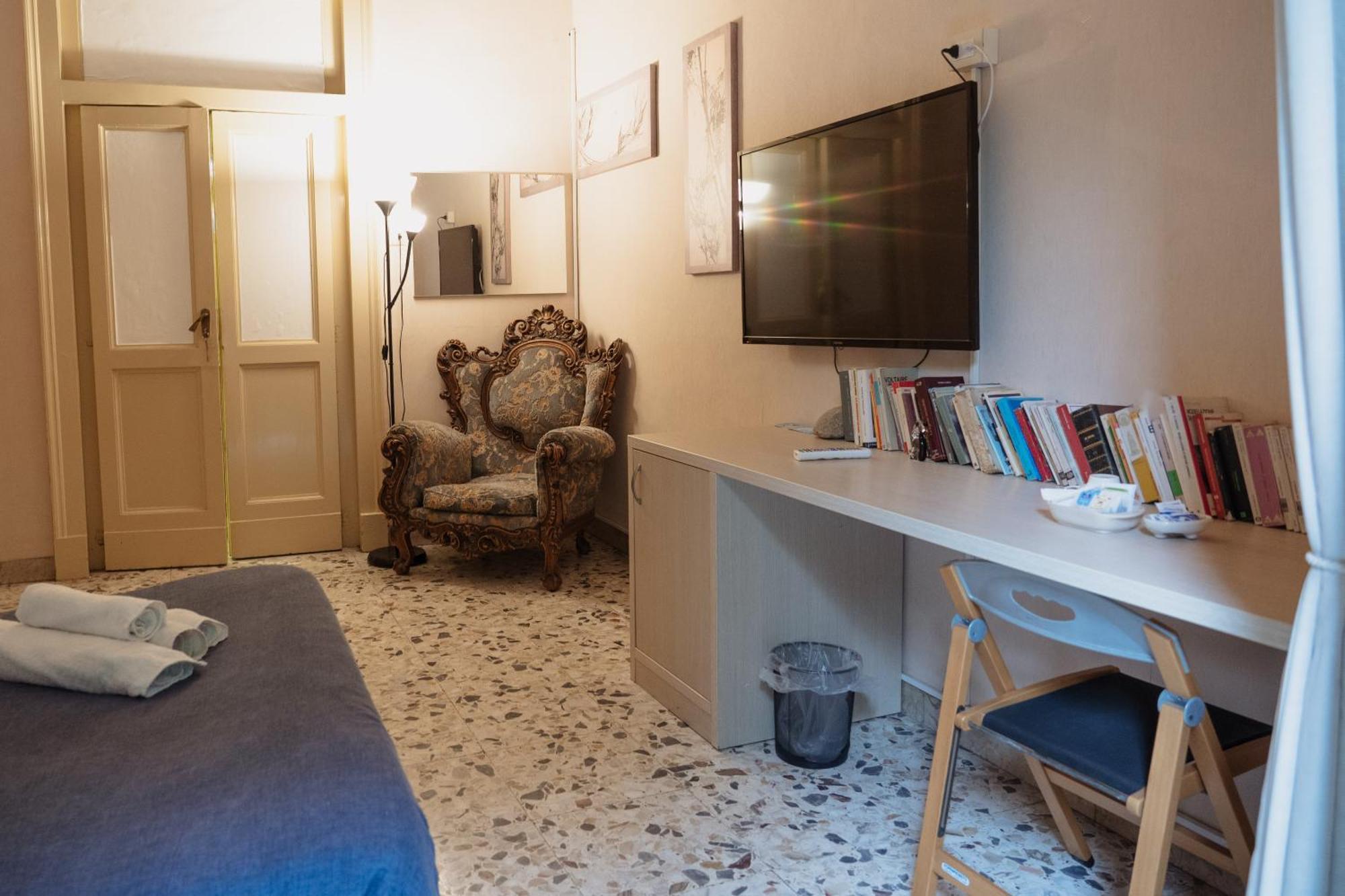 Bed And Books Bed & Breakfast Katanya Dış mekan fotoğraf